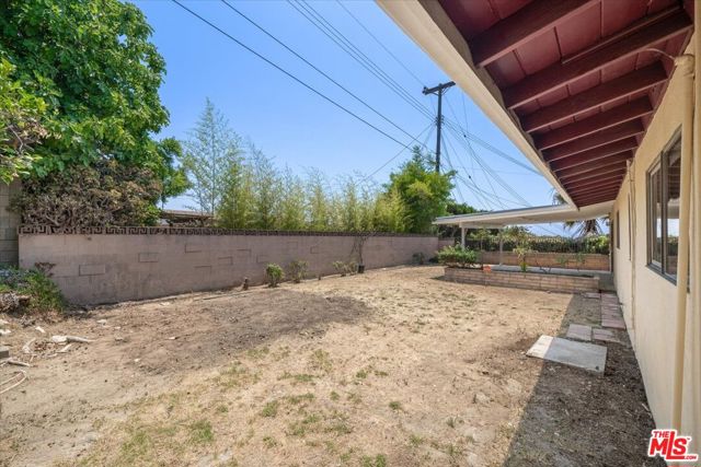 820 N 16th Street, Montebello CA: https://media.crmls.org/mediaz/78cdf18e-fa59-4392-a0c1-c73bbcc3c26f.jpg