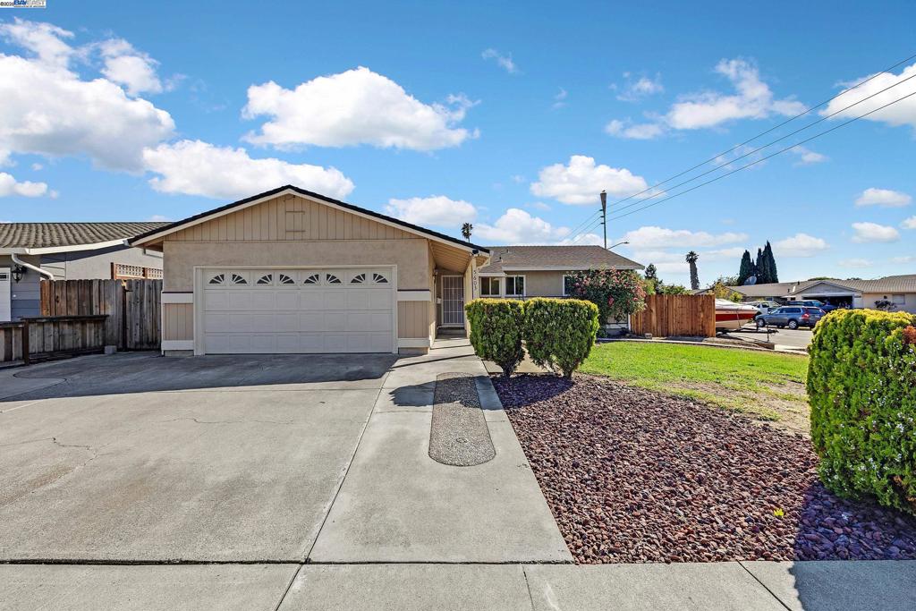 5603 Wintergreen Dr