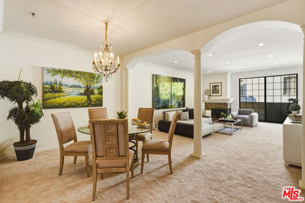 930 N Doheny Drive #308