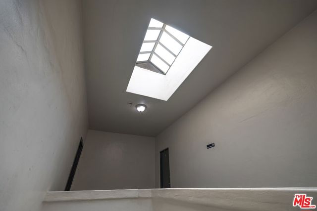 1151 N Kingsley Drive, Los Angeles CA: https://media.crmls.org/mediaz/78d07116-9444-4d54-bc85-e5c299750460.jpg