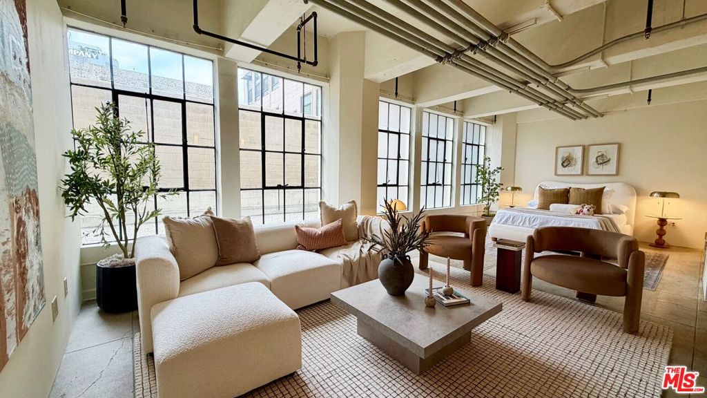746 S Los Angeles Street Unit 307