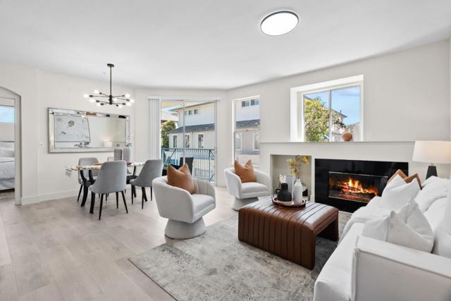 700 Baltic Circle, Redwood City CA: https://media.crmls.org/mediaz/78d0a745-1462-4fe5-85f5-6e72bf638590.jpg