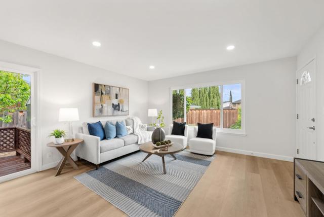 1493 Mallard Way, Sunnyvale CA: https://media.crmls.org/mediaz/78d6594b-5aec-42f5-a622-497b5dadae07.jpg