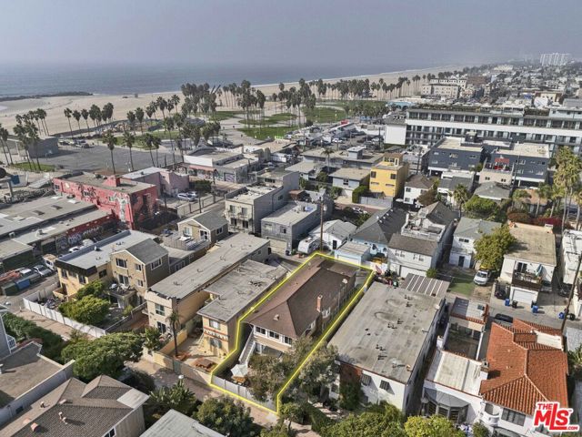  Income Home for Sale in Venice, California
