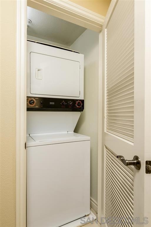 Image 12 of 24 For 9293 Regents Rd  C307