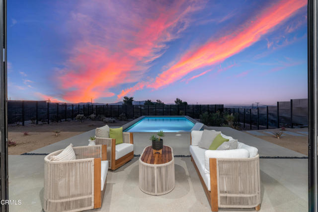 61464 Melton Trail, Joshua Tree CA: https://media.crmls.org/mediaz/78d78771-f435-40a2-a2fe-383386b3836a.jpg