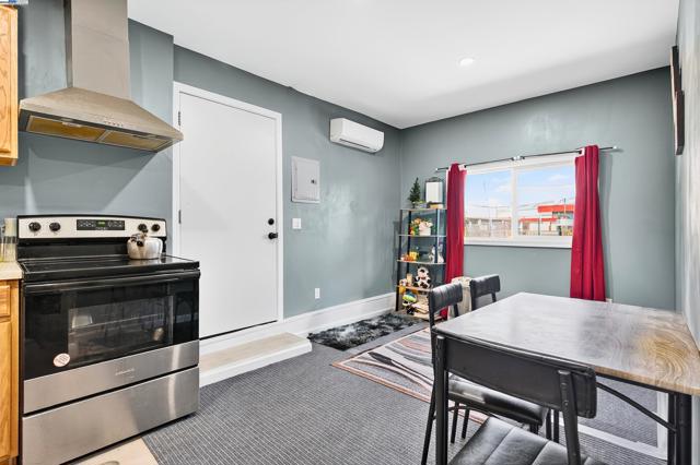 4300 Berk Ave, Richmond CA: https://media.crmls.org/mediaz/78d81637-55cb-44e4-bea4-263083d97a42.jpg