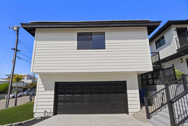 Detail Gallery Image 4 of 72 For 2841 Lloyd Street, San Diego,  CA 92117 - 5 Beds | 3/1 Baths