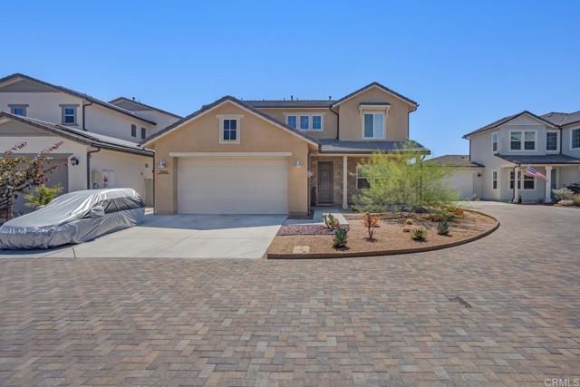 2964 Hayloft Place, Escondido CA: https://media.crmls.org/mediaz/78d8b542-1abe-43b9-938d-f02f23824025.jpg