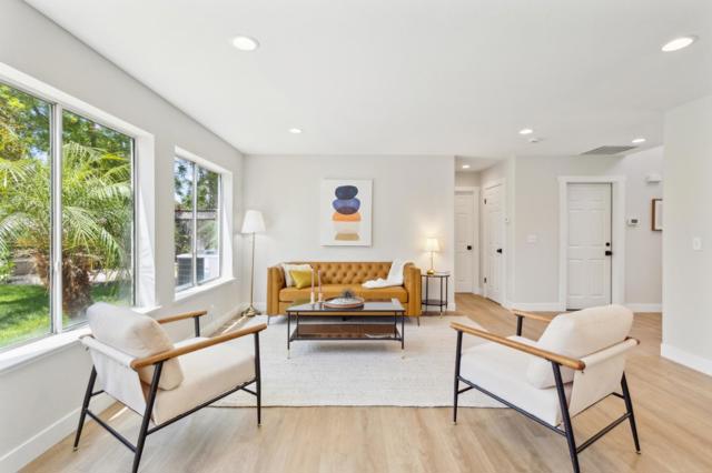 6371 Blackberry Court, Gilroy CA: https://media.crmls.org/mediaz/78daea06-8c89-44d6-b50e-deb4558b31e5.jpg