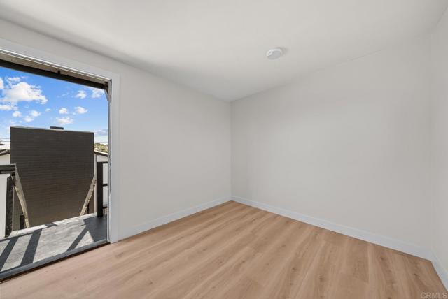 2333 Ridge View Drive, San Diego CA: https://media.crmls.org/mediaz/78db5395-d540-4a71-8810-a55d400b1082.jpg
