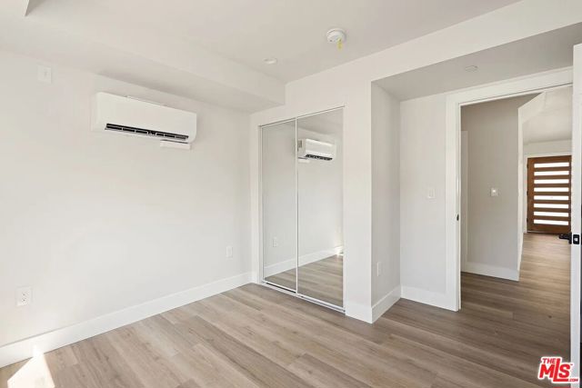 714 W 41st Place, Los Angeles CA: https://media.crmls.org/mediaz/78dc596e-f4f6-4382-b039-2ddb171e4ce4.jpg