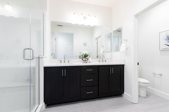 733 E Evelyn Avenue, Sunnyvale CA: https://media.crmls.org/mediaz/78de6eee-824b-429f-9353-08f86a2483e5.jpg