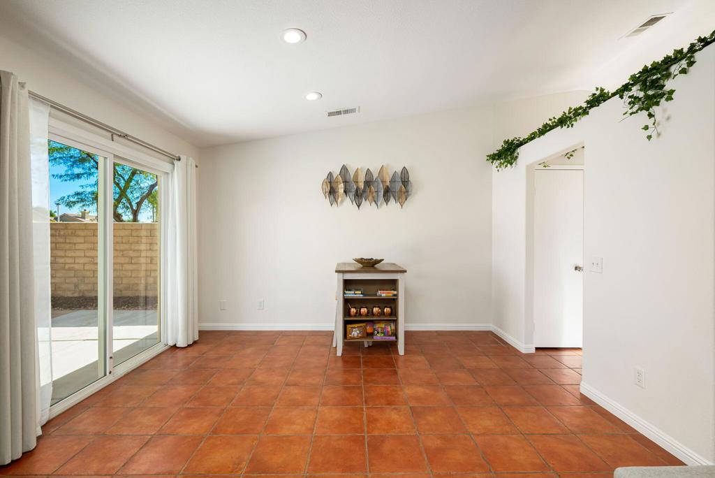 MLS #219138342DA image #22