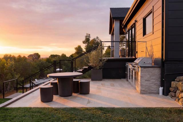 150 Brookwood Road, Woodside CA: https://media.crmls.org/mediaz/78df760c-ed97-4fb6-bdb7-4a95c963e732.jpg