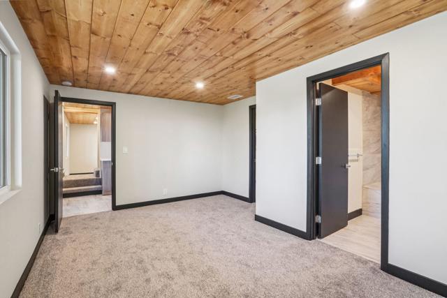 54091 Northridge, Idyllwild CA: https://media.crmls.org/mediaz/78e0dd4a-6077-4ad3-b614-b53911f969cd.jpg