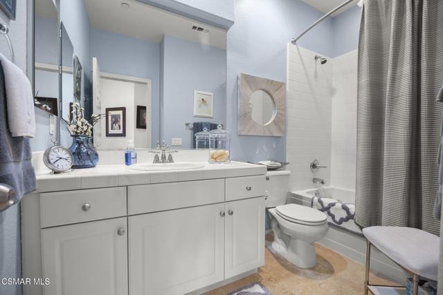83 Via Aldea, Newbury Park CA: https://media.crmls.org/mediaz/78e12999-0055-42a5-9079-6fb5fbd5b6f3.jpg