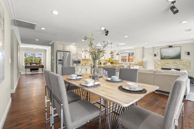 3887 Acapulco Drive, Campbell CA: https://media.crmls.org/mediaz/78e1bb43-c95b-47ff-a2bd-ea9371378600.jpg