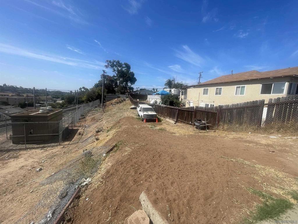 MLS #250043145SD image #11