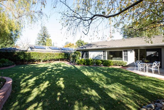 668 Tomi Lea Street, Los Altos CA: https://media.crmls.org/mediaz/78e3262a-904b-491b-9c17-9d0862212c18.jpg