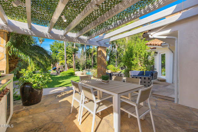 Detail Gallery Image 22 of 40 For 19443 Hatteras St, Los Angeles,  CA 91356 - 4 Beds | 4 Baths