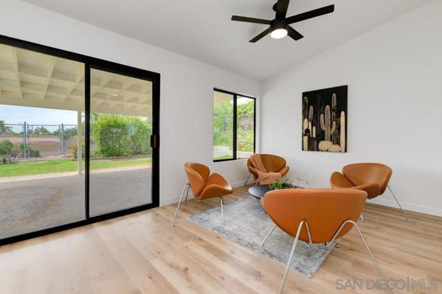4635 Briar Ridge Rd, Oceanside CA: https://media.crmls.org/mediaz/78e49007-26ba-4a74-b43b-fa8403391ba5.jpg