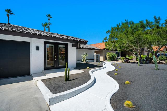 69291 Tamala Avenue, Cathedral City CA: https://media.crmls.org/mediaz/78e59ce5-7e06-43c3-8864-0cef854a8a98.jpg