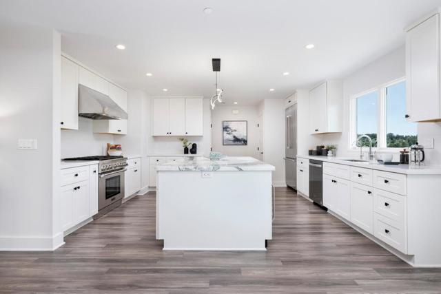 30 Calaveras Court, Hillsborough CA: https://media.crmls.org/mediaz/78e5f12b-f1e4-464b-989f-83d3a9624d66.jpg