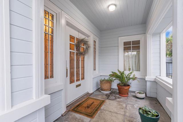 137 S 17th Street, San Jose CA: https://media.crmls.org/mediaz/78e60aaf-fe5c-443f-85be-03daa813515a.jpg