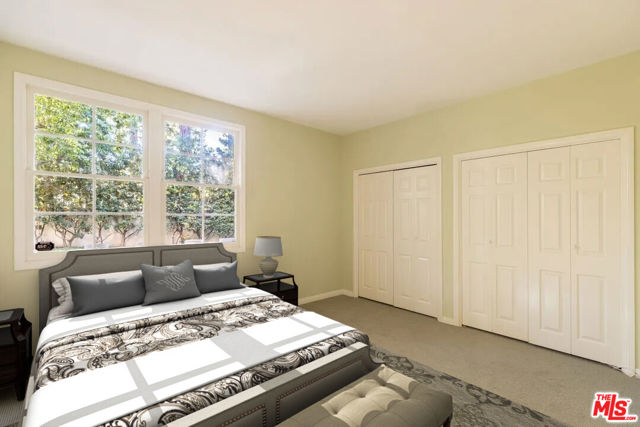 12386 Ridge Circle, Los Angeles CA: https://media.crmls.org/mediaz/78e6100d-8187-48e2-9156-3e280811a03b.jpg