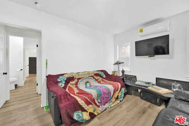 4124 W 64th Street, Inglewood CA: https://media.crmls.org/mediaz/78e70380-f3bf-4a81-ac98-04950a02b24e.jpg