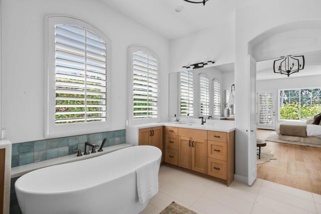 Detail Gallery Image 22 of 38 For 1345 Corvidae St, Carlsbad,  CA 92011 - 3 Beds | 3/1 Baths