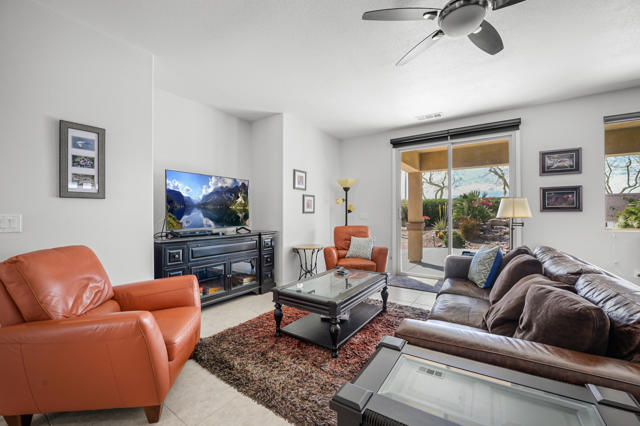 39743 Camino Templado, Indio CA: https://media.crmls.org/mediaz/78e9d6d0-3f8a-4a58-b37a-e75d93151406.jpg