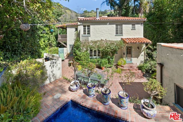 1721 Benedict Canyon Drive, Beverly Hills, California 90210, 4 Bedrooms Bedrooms, ,2 BathroomsBathrooms,Single Family Residence,For Sale,Benedict Canyon,24375175
