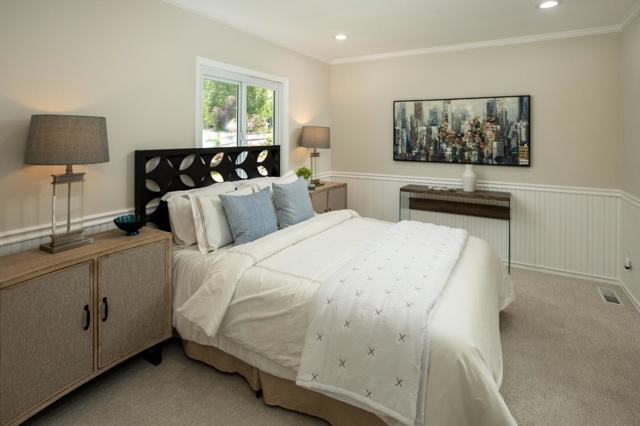 115 Toyon Court, Woodside CA: https://media.crmls.org/mediaz/78ed7e12-b317-4e94-ab03-b0c803703d52.jpg