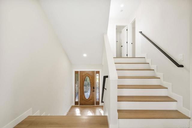 Image 36 of 40 For 17515 Devereux Rd