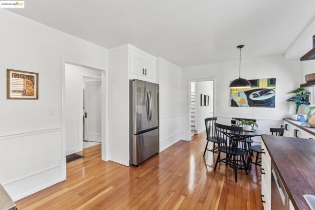 1350 Curtis St, Berkeley CA: https://media.crmls.org/mediaz/78f1738d-5ff6-4ae6-bc53-c4f84d826389.jpg