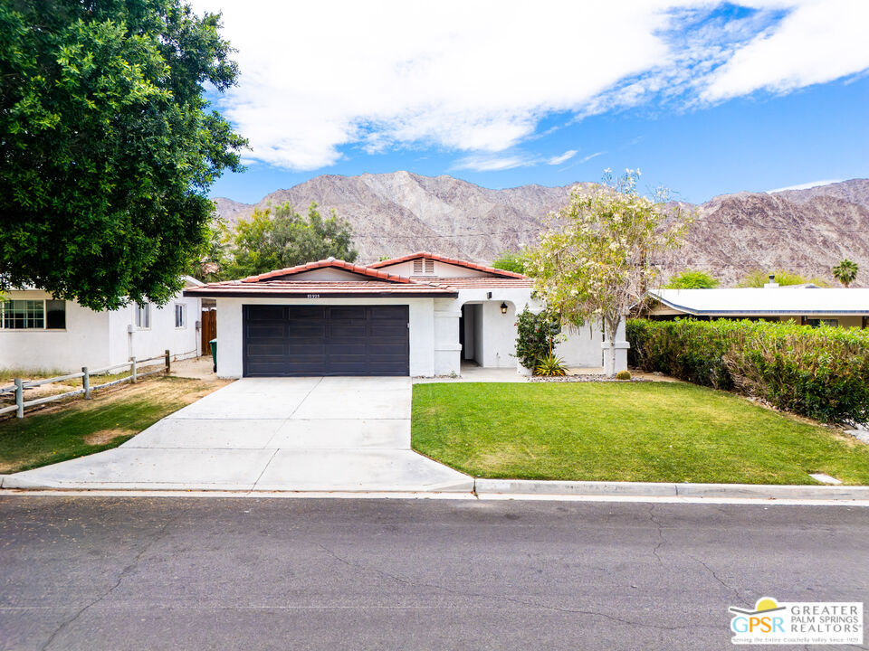 52925 Avenida Vallejo