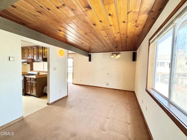 106 Los Angeles Avenue, Oxnard CA: https://media.crmls.org/mediaz/78f2e08e-0791-48b4-86b9-2630a4339f4e.jpg