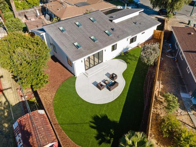 239 Eureka Court, Sunnyvale CA: https://media.crmls.org/mediaz/78f2f0da-9b8e-40b7-bb92-e28a838c762d.jpg