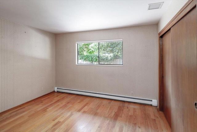 60 View Street, Los Altos CA: https://media.crmls.org/mediaz/78f2f16f-6855-4db7-bc05-8d0888903018.jpg