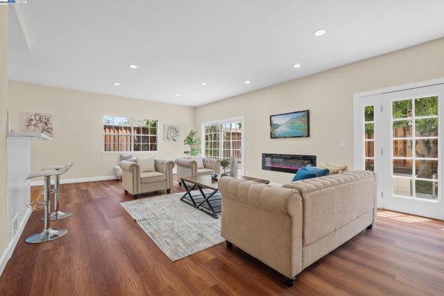 2316 Tulip Rd, San Jose CA: https://media.crmls.org/mediaz/78f4556f-d8f4-4d02-8ccf-e2a7637f3dac.jpg