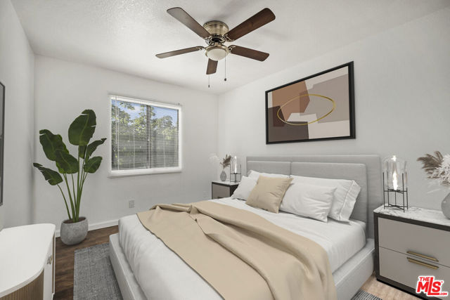 412 Coronado Terrace, Los Angeles CA: https://media.crmls.org/mediaz/78f57a80-8c58-4ef4-b6d0-98df78654c5c.jpg