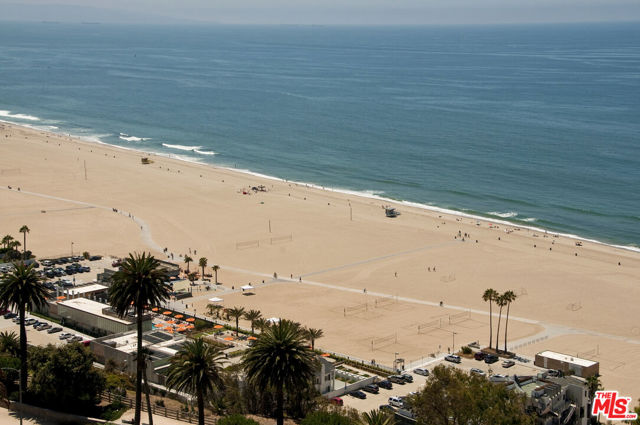 201 Ocean Avenue, Santa Monica CA: https://media.crmls.org/mediaz/78f6228f-f15a-477b-b319-0b8bc0b1e933.jpg