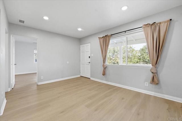 Detail Gallery Image 10 of 36 For 3875 Grandview, Bonita,  CA 91902 - 3 Beds | 2 Baths