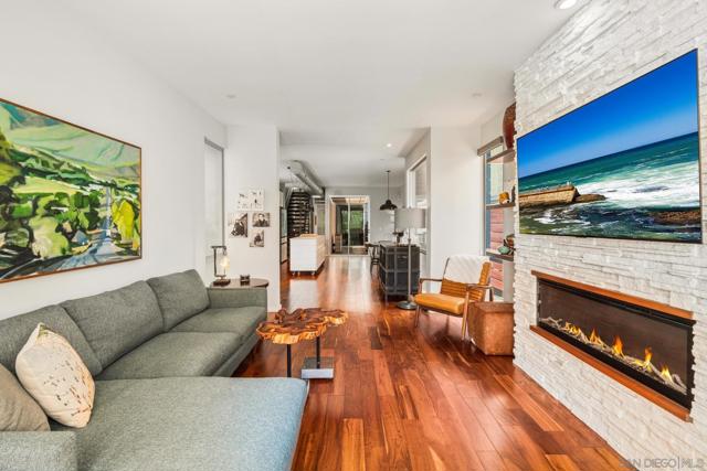 3068 G St., San Diego CA: https://media.crmls.org/mediaz/78f70654-6353-4444-ad00-071cb667c2f1.jpg