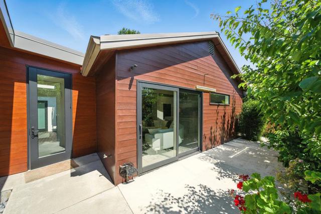 502 Palm Avenue, Los Altos CA: https://media.crmls.org/mediaz/78f71723-59ae-402e-8321-59f2e6ed1584.jpg