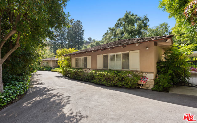 9363 Hazen Drive photo 1