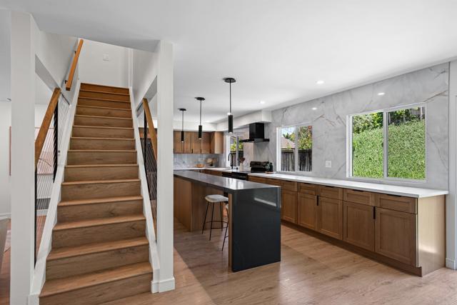 4687 Murat Ct, San Diego CA: https://media.crmls.org/mediaz/78f909f0-111c-4c52-83ba-f43abc4ee70a.jpg