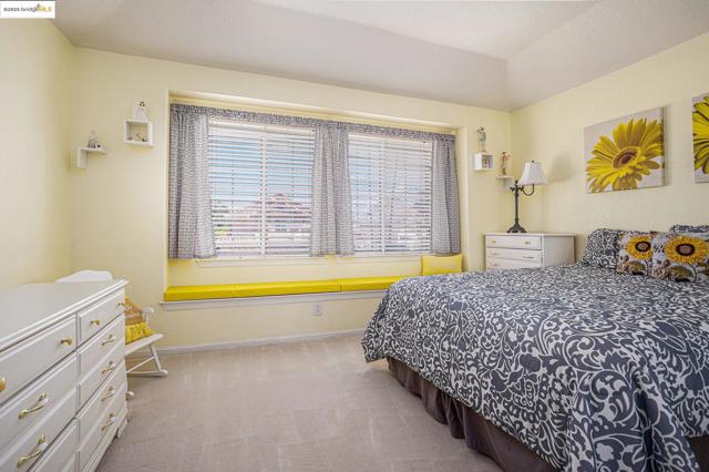 4704 Crestone Needle Way, Antioch CA: https://media.crmls.org/mediaz/78f94c22-b10c-4af6-b256-06ec2557fa4b.jpg